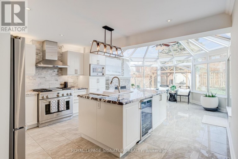 5 LONGHOUSE STREET, Vaughan (East Woodbridge), Ontario, L4L4Z3