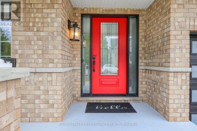 36 REGALIA WAY Barrie (Innis-Shore) Ontario photo 4