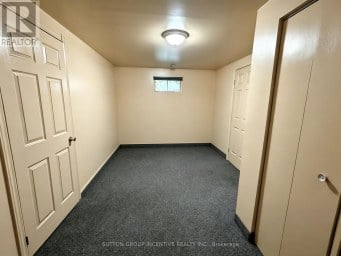 110 COLLEGE CRESCENT Barrie (Grove East) Ontario photo 23