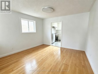 110 COLLEGE CRESCENT Barrie (Grove East) Ontario photo 6