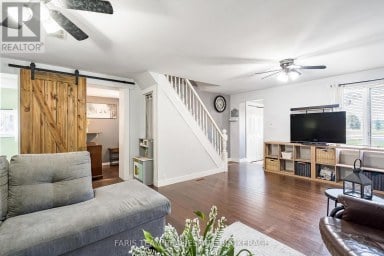 18 POYNTZ STREET Penetanguishene Ontario photo 13
