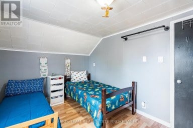 18 POYNTZ STREET Penetanguishene Ontario photo 20