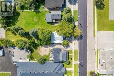 18 POYNTZ STREET Penetanguishene Ontario photo 30