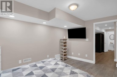 11 CARIBOU COURT Barrie (Holly) Ontario photo 12