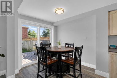 11 CARIBOU COURT Barrie (Holly) Ontario photo 6