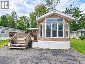 34 TEMAGAMI Trail Wasaga Beach Ontario photo 1