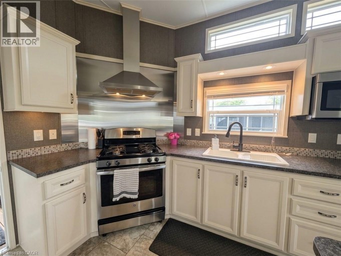 34 TEMAGAMI Trail, Wasaga Beach, Ontario, L9Z1X7