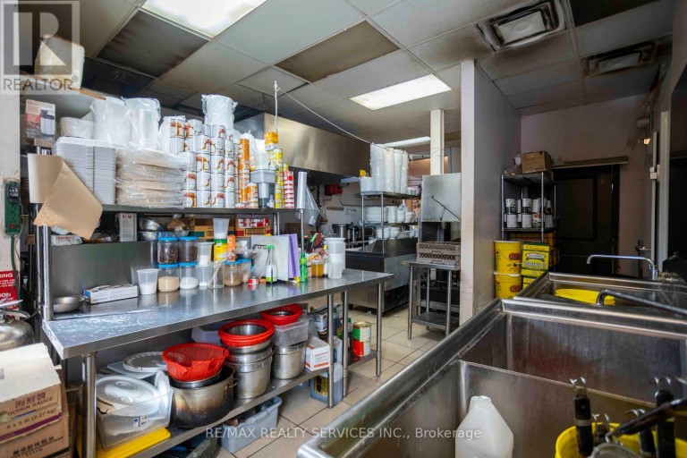 646 ERB ST STREET W, Waterloo, Ontario, N2T0A8
