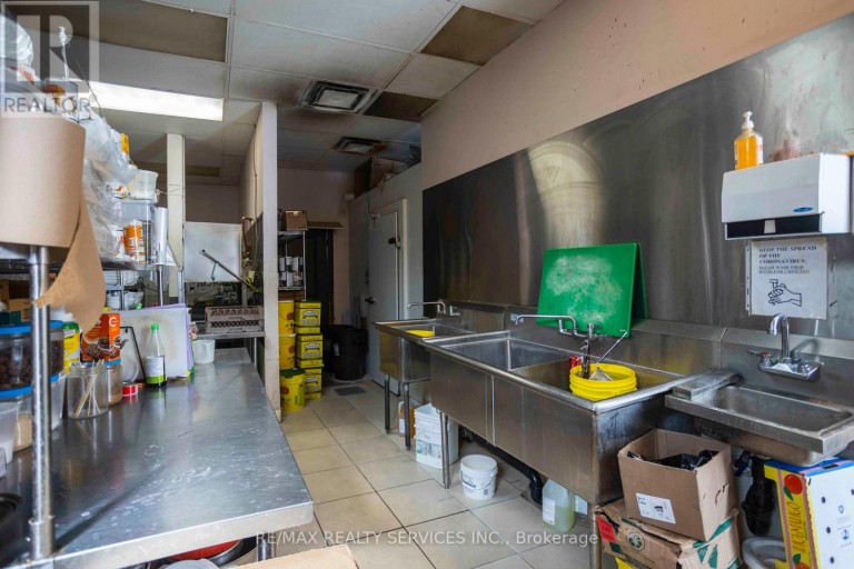 646 ERB ST STREET W, Waterloo, Ontario, N2T0A8