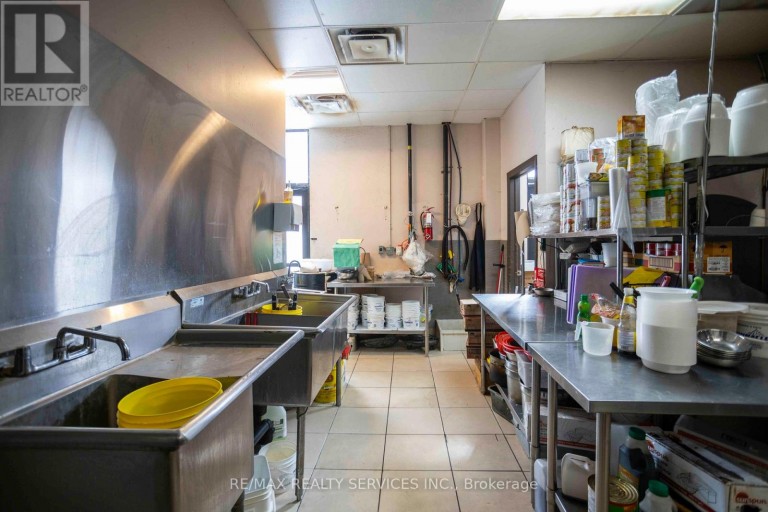 646 ERB ST STREET W, Waterloo, Ontario, N2T0A8