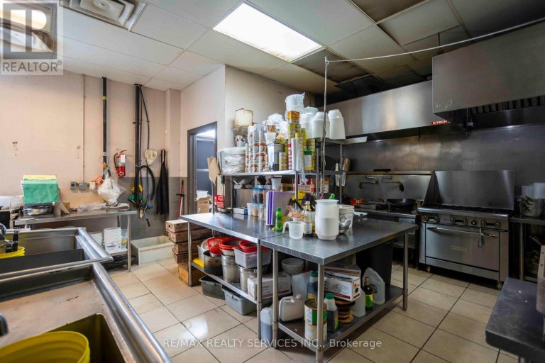 646 ERB ST STREET W, Waterloo, Ontario, N2T0A8