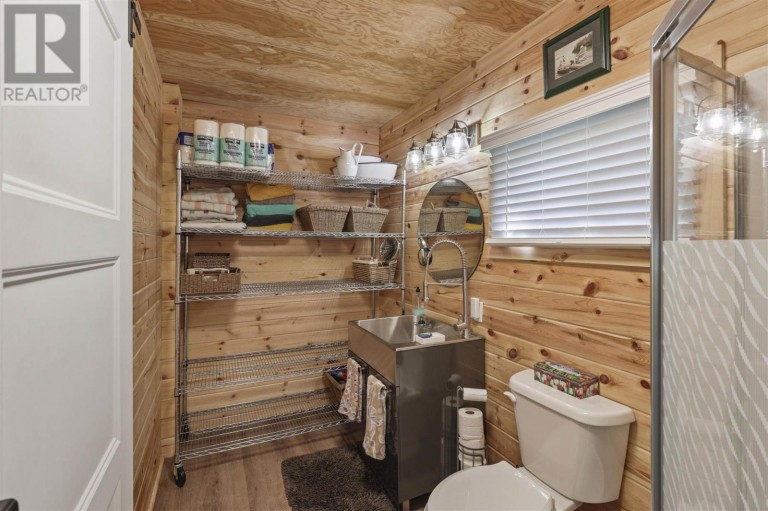 271 Smith Bay RD|District of Manitoulin, Gore Bay, Ontario, P0P1H0