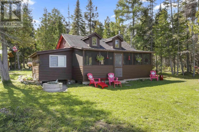 271 Smith Bay RD|District of Manitoulin, Gore Bay, Ontario, P0P1H0