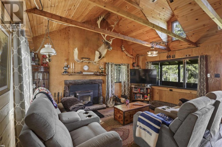 271 Smith Bay RD|District of Manitoulin, Gore Bay, Ontario, P0P1H0