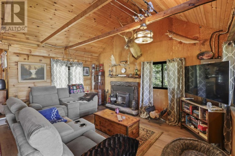 271 Smith Bay RD|District of Manitoulin, Gore Bay, Ontario, P0P1H0