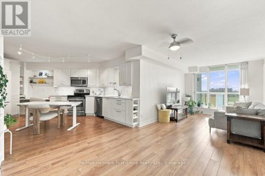 715 - 340 WATSON STREET W Whitby (Port Whitby) Ontario photo 11