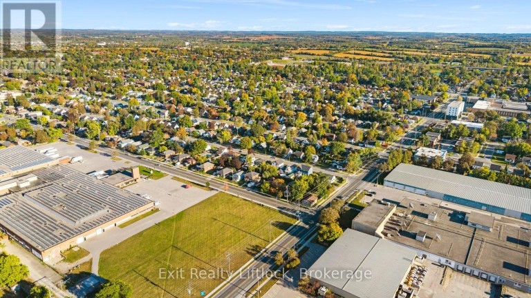 545 BRAIDWOOD AVENUE, Peterborough (Otonabee Ward 1), Ontario, K9J1V9