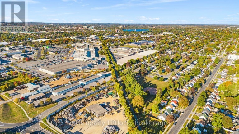 545 BRAIDWOOD AVENUE, Peterborough (Otonabee Ward 1), Ontario, K9J1V9