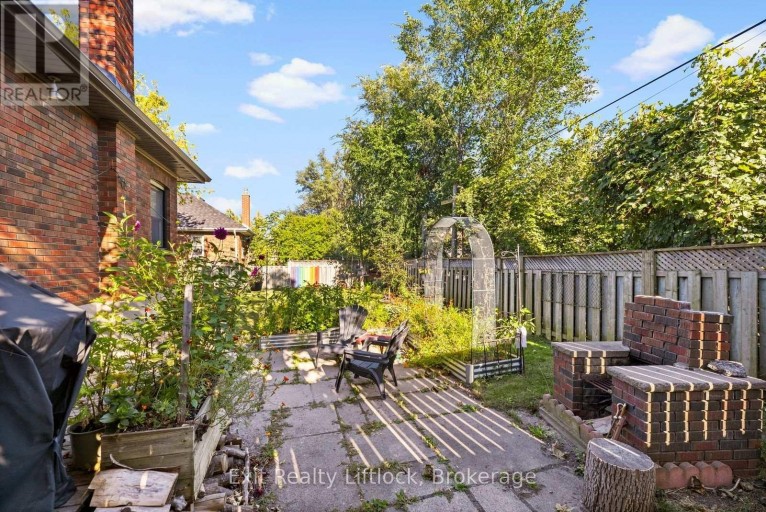545 BRAIDWOOD AVENUE, Peterborough (Otonabee Ward 1), Ontario, K9J1V9