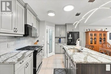 73 DORCHESTER DRIVE Prince Edward County (Wellington Ward) Ontario photo 8