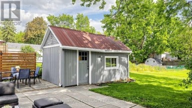 675 LUNDYS LANE Peterborough (Otonabee Ward 1) Ontario photo 36