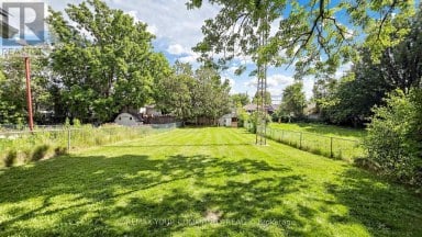 675 LUNDYS LANE Peterborough (Otonabee Ward 1) Ontario photo 48