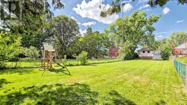 675 LUNDYS LANE Peterborough (Otonabee Ward 1) Ontario photo 50