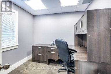 193 King Street E, Oshawa (central) Ontario