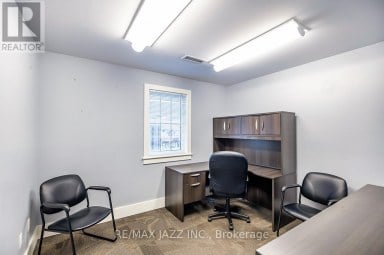 193 King Street E, Oshawa (central) Ontario
