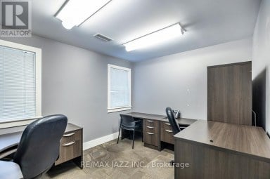 193 King Street E, Oshawa (central) Ontario