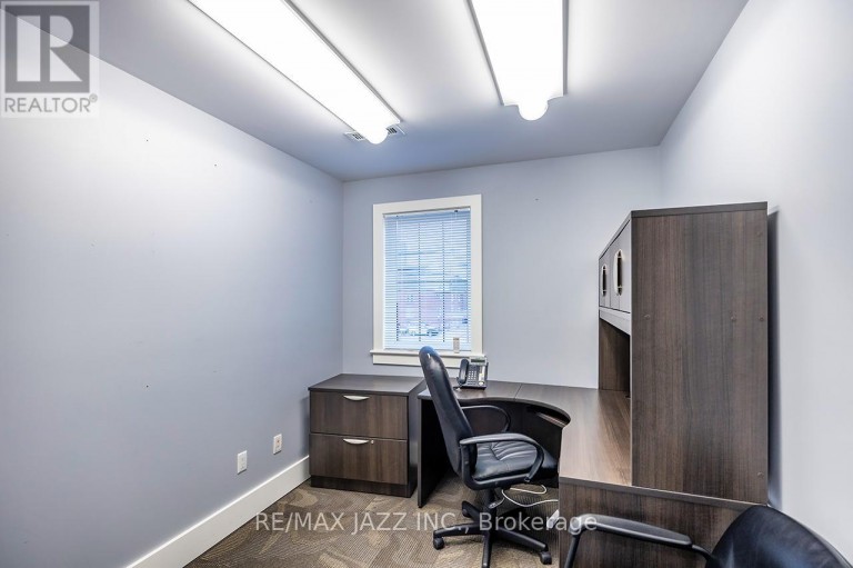 193 KING STREET E, Oshawa (Central), Ontario, L1H1C2