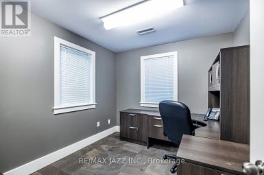 193 King Street E, Oshawa (central) Ontario