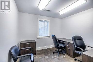193 King Street E, Oshawa (central) Ontario