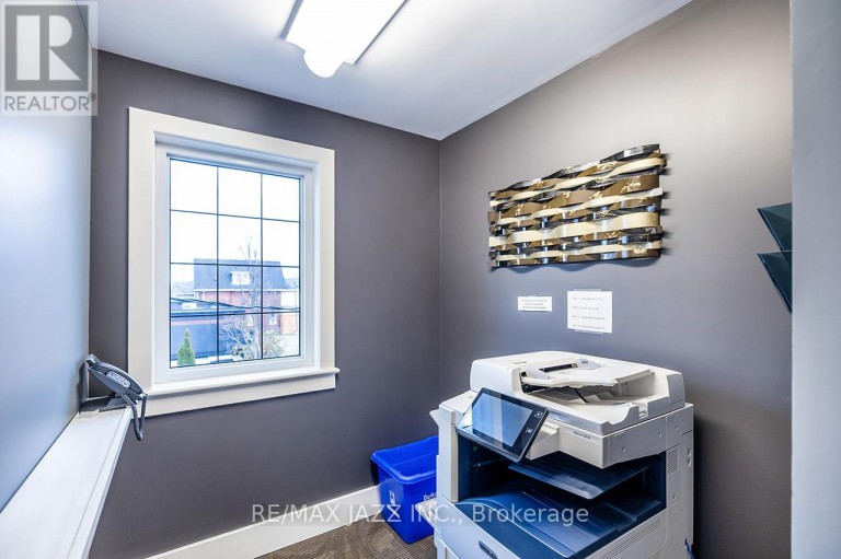 193 KING STREET E, Oshawa (Central), Ontario, L1H1C2
