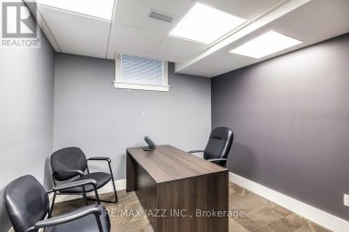 193 King Street E, Oshawa (central) Ontario