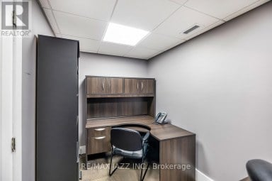 193 King Street E, Oshawa (central) Ontario