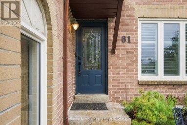 61 FERNBANK PLACE Whitby (Pringle Creek) Ontario photo 3