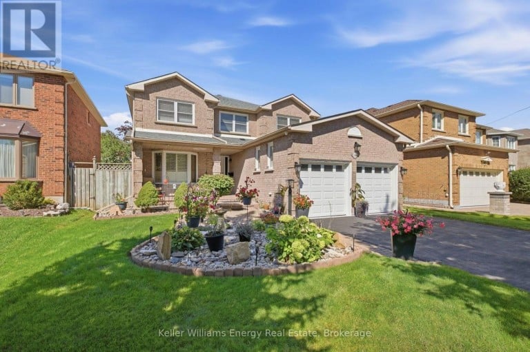 1083 RIDGE VALLEY DRIVE, Oshawa (Pinecrest), Ontario, L1K2E2