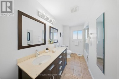 1083 RIDGE VALLEY DRIVE Oshawa (Pinecrest) Ontario photo 32