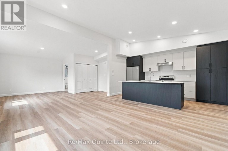 A - 5 SIENNA AVENUE, Belleville (Belleville Ward), Ontario, K8P4G5