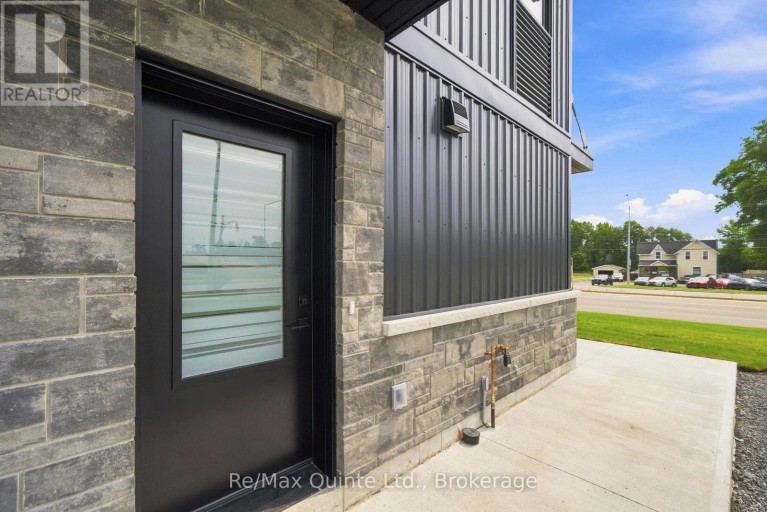 A - 5 SIENNA AVENUE, Belleville (Belleville Ward), Ontario, K8P4G5