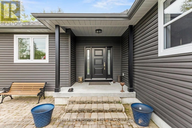 25 POWERLINE ROAD, Quinte West (Murray Ward), Ontario, K0K1H0
