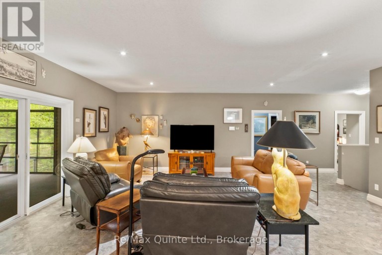 25 POWERLINE ROAD, Quinte West (Murray Ward), Ontario, K0K1H0
