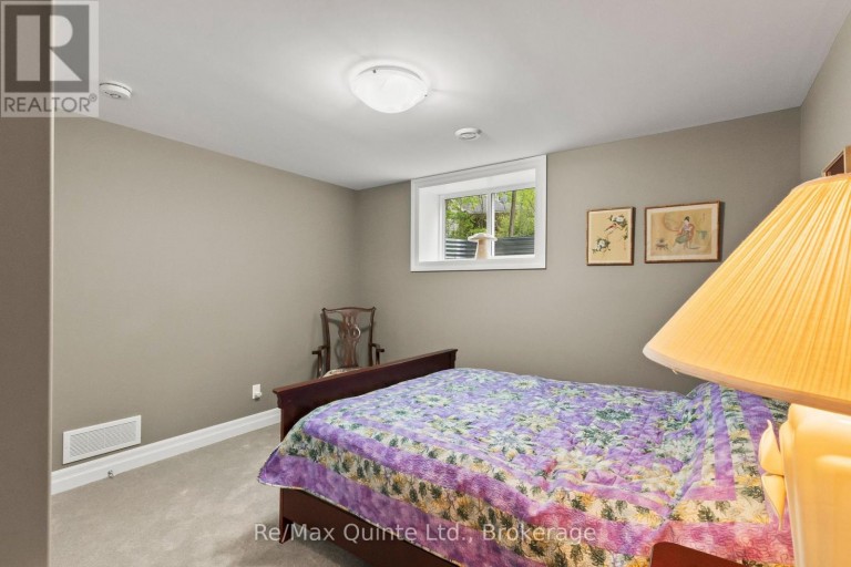 25 POWERLINE ROAD, Quinte West (Murray Ward), Ontario, K0K1H0