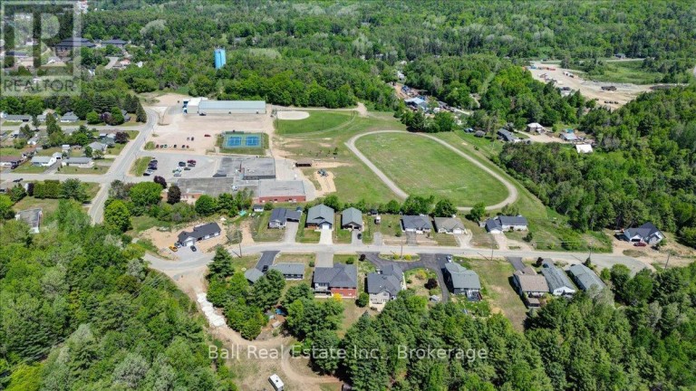 9 WILLIAMS DRIVE, Bancroft (Bancroft Ward), Ontario, K0L1C0