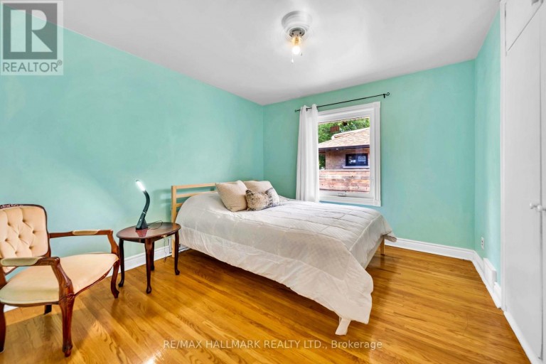 1557 PHARMACY AVENUE, Toronto (Wexford-Maryvale), Ontario, M1R2K4