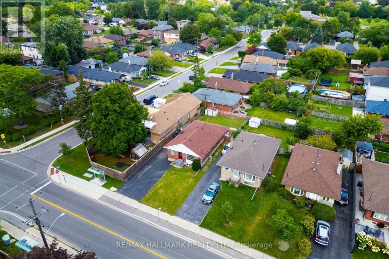 1557 PHARMACY AVENUE, Toronto (Wexford-Maryvale), Ontario, M1R2K4