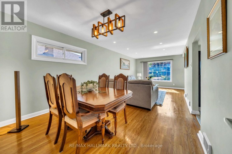 1557 PHARMACY AVENUE, Toronto (Wexford-Maryvale), Ontario, M1R2K4