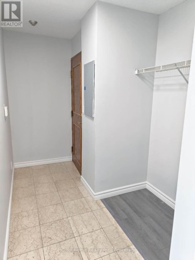 801 - 8 LEE CENTRE DRIVE, Toronto (Woburn), Ontario, M1H3H8