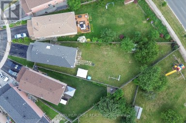 63 CHLOE CRESCENT Markham (Middlefield) Ontario photo 3